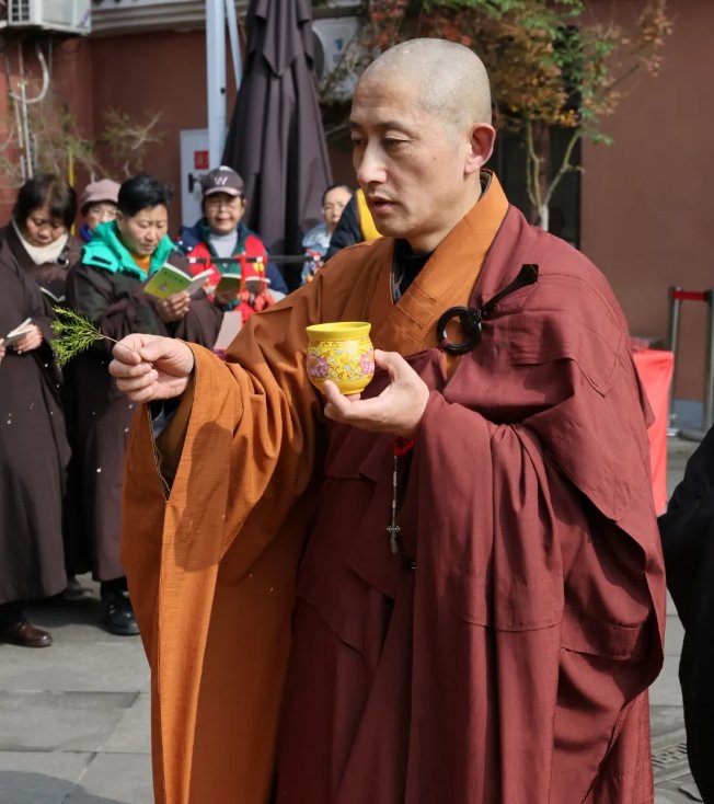  慈心不杀，华岩寺放生法会圆满